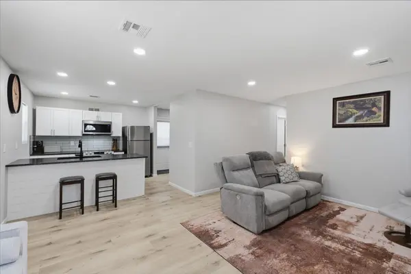 6559 N West Park View St, Park City, KS 67219