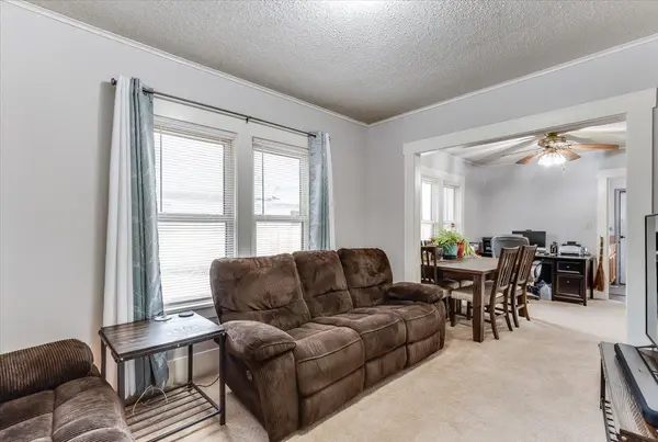 502 N Logan St, Newton, KS 67114