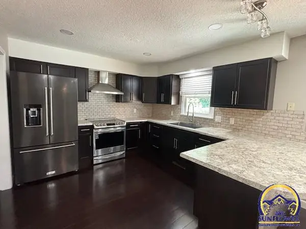 2913 Monterey Dr, Emporia, KS 66801