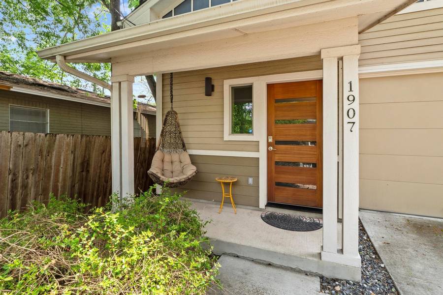 1907 E 20th ST, Austin, TX 78722
