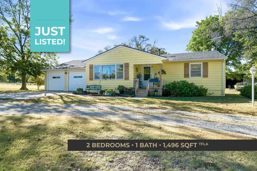 3861 SW 100th, Augusta, KS 67010-8236