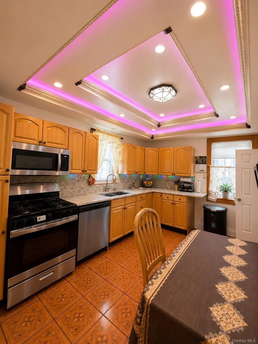 12720 95th AVE, Richmond Hill, NY 11419