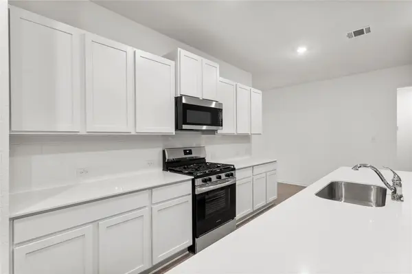 161 Keefer, Kyle, TX 78640