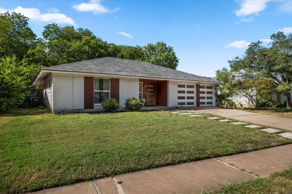 6200 Blarwood DR, Austin, TX 78745