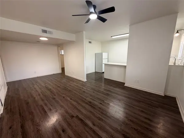 3304 Red River ST #204, Austin, TX 78705