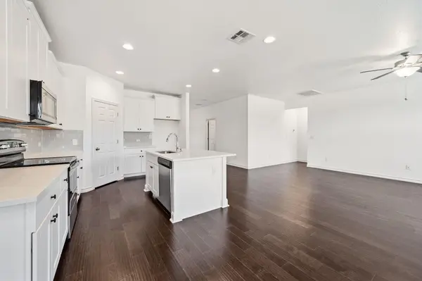 709 American TRL #58, Leander, TX 78641