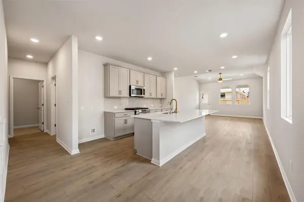 306 Possumhaw LN, San Marcos, TX 78666