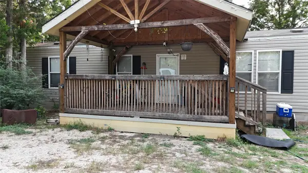 106 Camino De Agua, Elgin, TX 78621