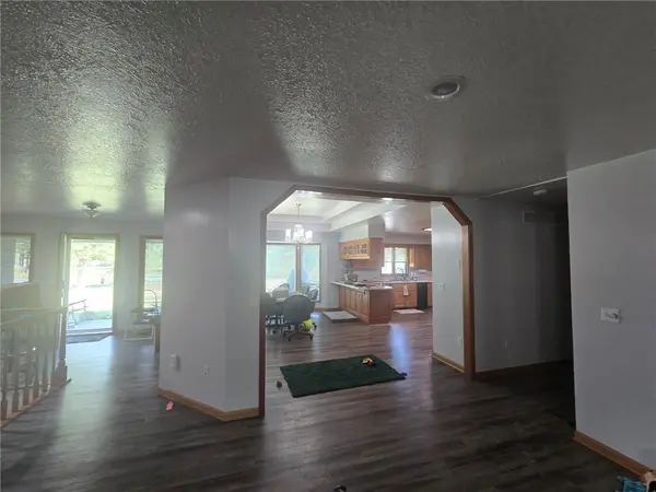 529 SE DD HWY, Warrensburg, MO 64093