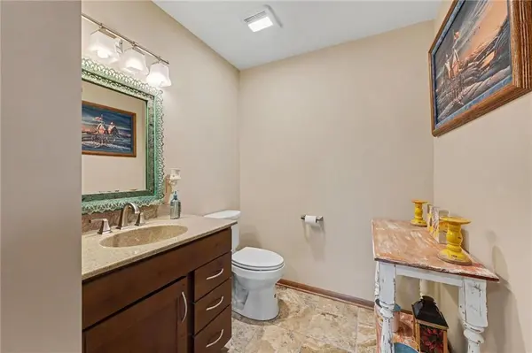10950 SE E HWY, Agency, MO 64401