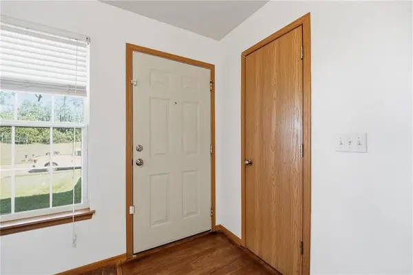 1203 NW Scenic DR, Grain Valley, MO 64029