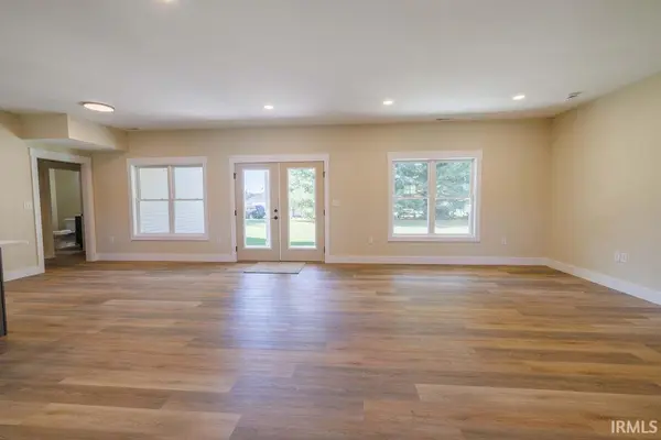 534 Dogwood E CT, Spencer, IN 47460