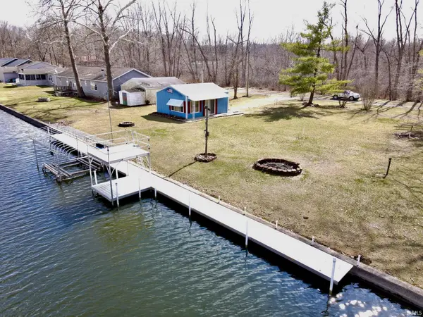 104 EMS B20D LN, Pierceton, IN 46562