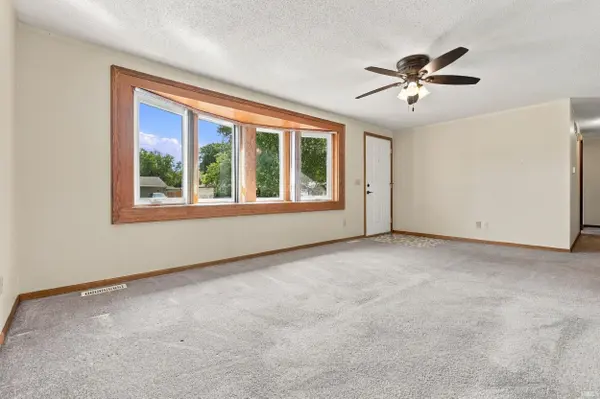 228 Twillo Run DR, New Haven, IN 46774