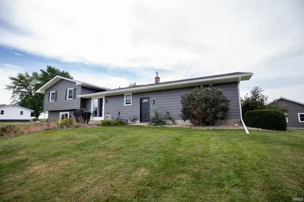 12406 Cedar RD, Bourbon, IN 46504-9699