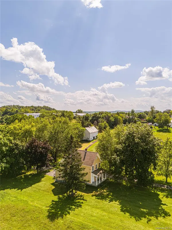 725 Route 66, Hudson, NY 12534