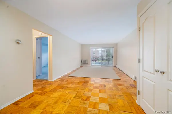 90 South Park #B1, Rockville Centre, NY 11570