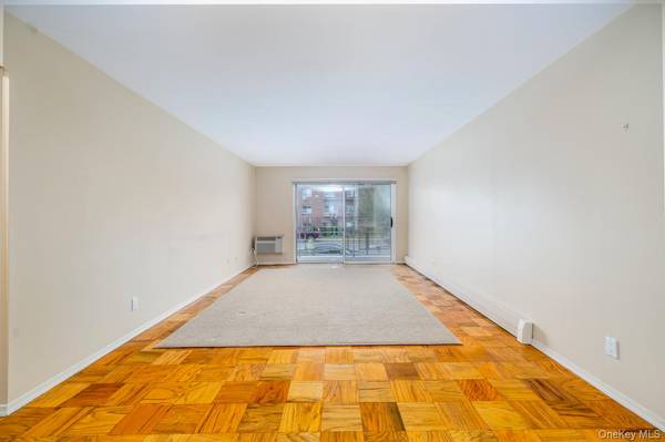 90 South Park #B1, Rockville Centre, NY 11570