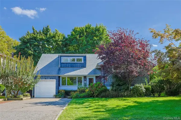 168 Glenmore ST, Williston Park, NY 11596