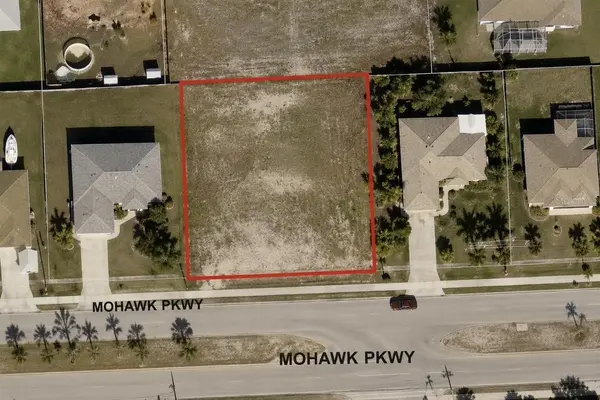 1103 MOHAWK Pkwy, Cape Coral, FL 33914