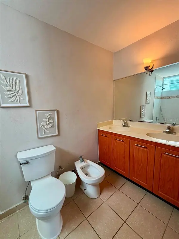 302 calle echinata O-11 BOSQUE DE LOS PINOS, Bayamon, PR 00957