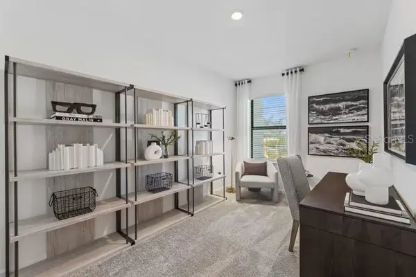 6844 BRAHMAN GRAZE CT, Wesley Chapel, FL 33545