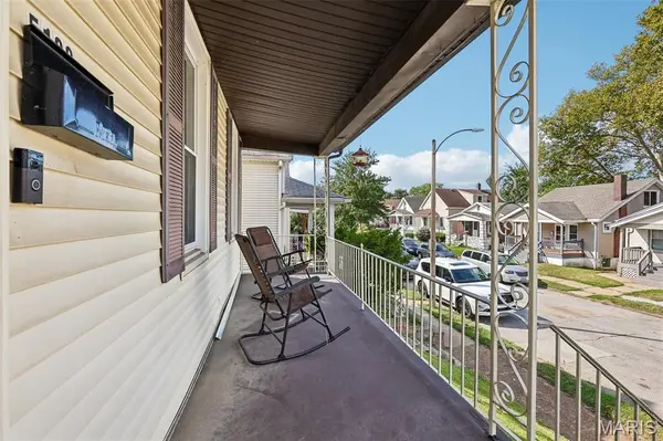 5108 Cologne AVE, St Louis, MO 63116