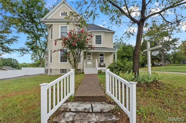 203 S Bellevue ST, Jackson, MO 63755