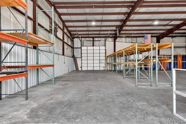 28300 N Wind DR, Wright City, MO 63390