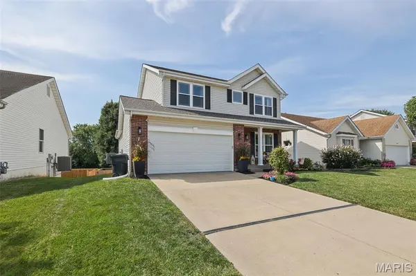 2691 Brookmeadow DR, Belleville, IL 62221