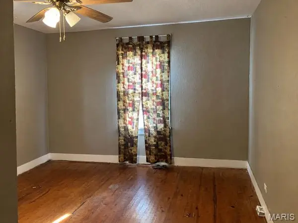 607 S Madison ST, Malden, MO 63863