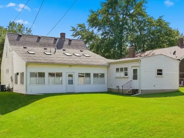405 E 3rd ST, Rock Falls, IL 61071