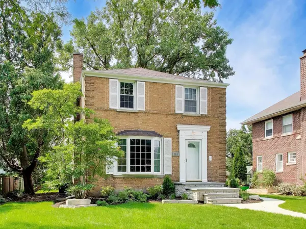 310 S Delphia AVE, Park Ridge, IL 60068