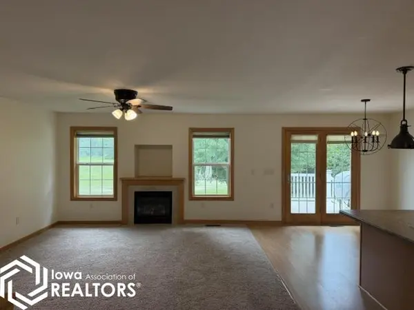 1310 Village RD #G1, Clear Lake, IA 50428
