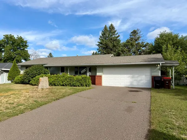 2245 Beam AVE, Maplewood, MN 55109