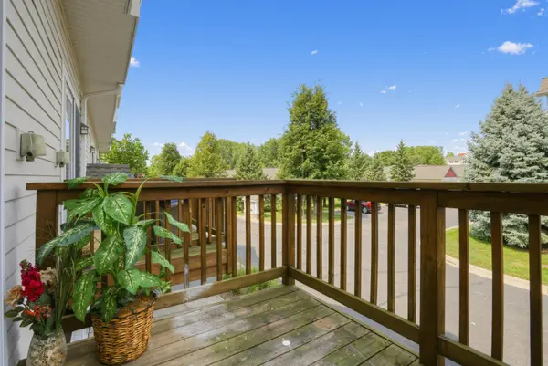 1473 Magnolia AVE E, Saint Paul, MN 55106