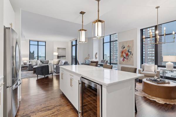201 S 11th Street #1000, Minneapolis, MN 55403