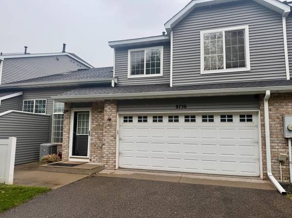 8736 Hastings CIR NE, Blaine, MN 55449