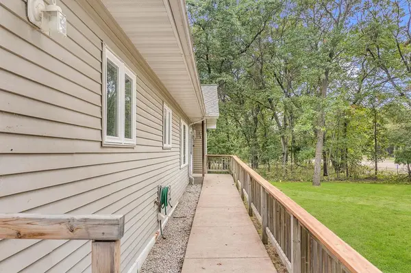 14610 Lynndale DR, Baxter, MN 56425