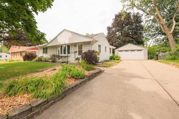 671 58th AVE NE, Fridley, MN 55432