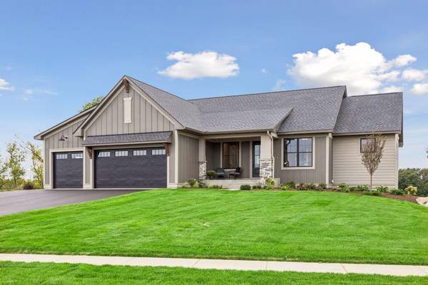 1053 Hart Lake AVE, New Richmond, WI 54017