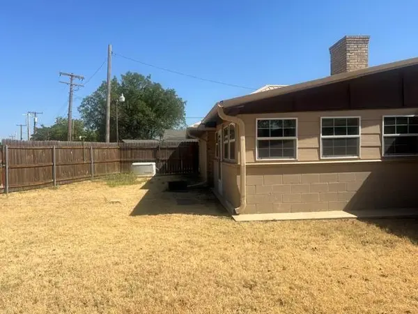 2600 N Robin ST, Altus, OK 73521