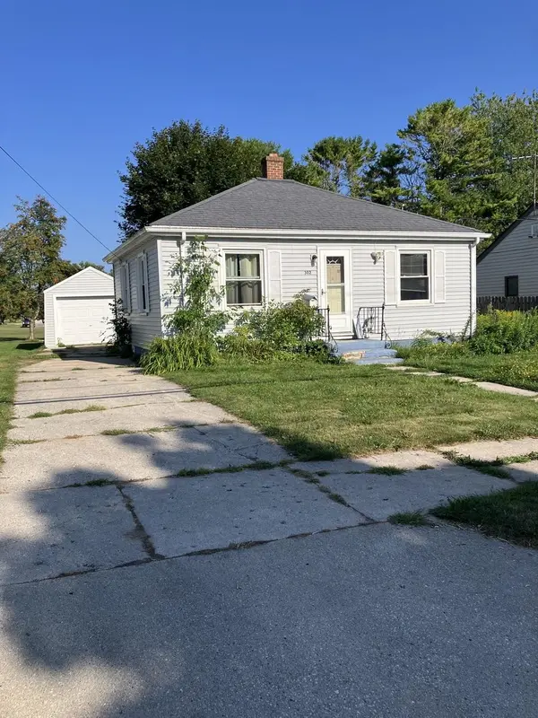 302 CHURCH ST, Algoma, WI 54201-1037