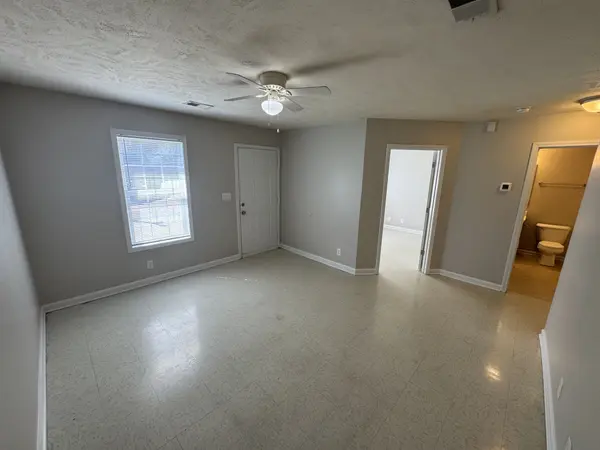 104A Tennessee Ave, Oak Grove, KY 42262