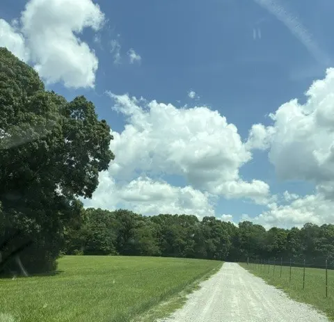 1260 Hillcrest Road, Dickson, TN 37055