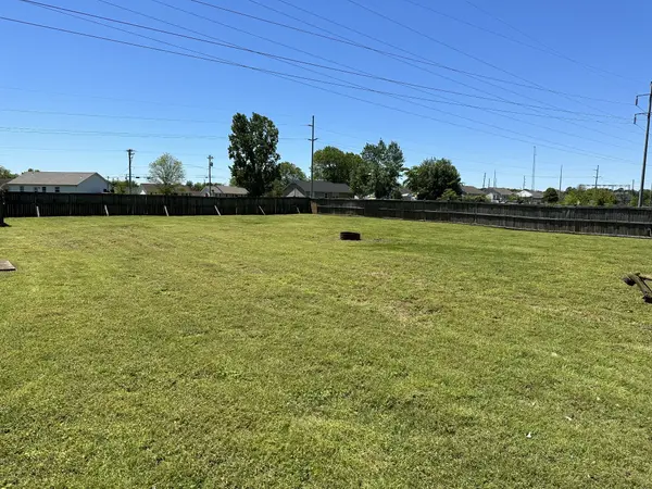 600 Gainey Drive, Oak Grove, KY 42262