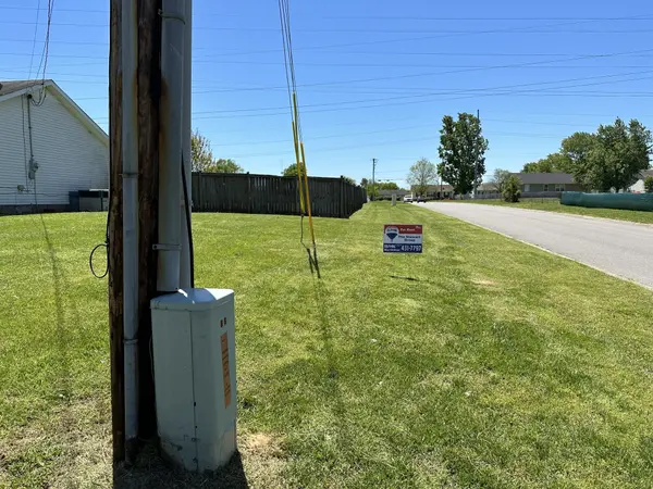 600 Gainey Drive, Oak Grove, KY 42262