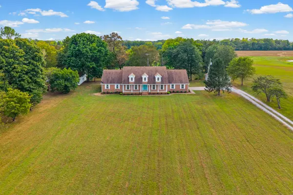 4655 Cadiz Rd, Hopkinsville, KY 42240