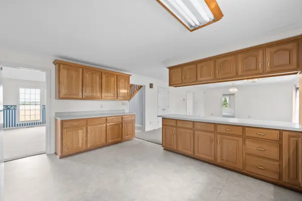 4655 Cadiz Rd, Hopkinsville, KY 42240