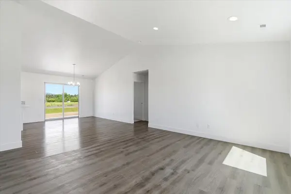 1207 N Layton Ave, Deer Park, WA 99006